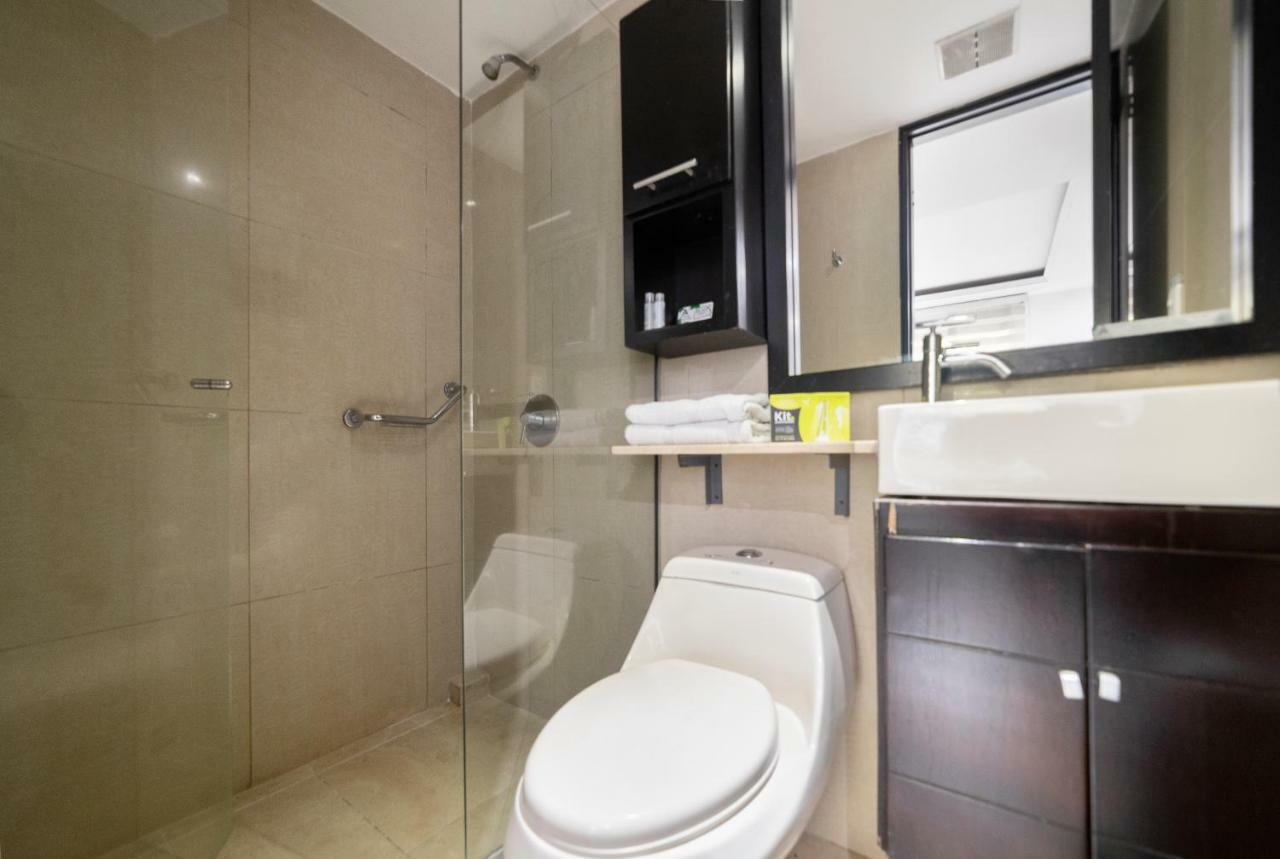 Ayenda 1236 Platinum Plaza Hotel Меделин Екстериор снимка